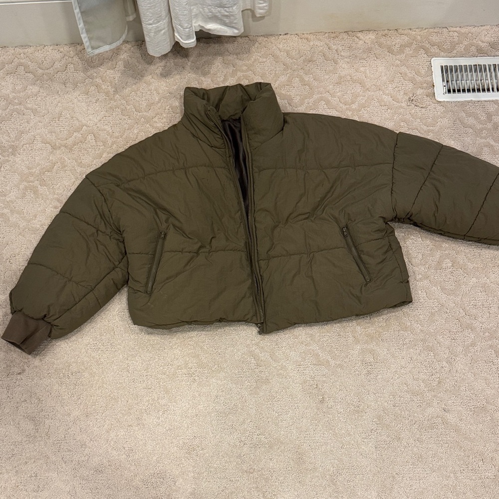 ARULA Olive Puffer Jacket